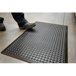 Arbeitsplatzbodenbelag Fertigmatte L900xB600xS14mm schwarz SBR Gummi COBA Arbeitsplatzbodenbelag Fertigmatte L900xB600xS14mm schwarz SBR Gummi COBA