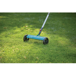 Vertikutierer Arbeits B.32cm 11 Zinken GARDENA