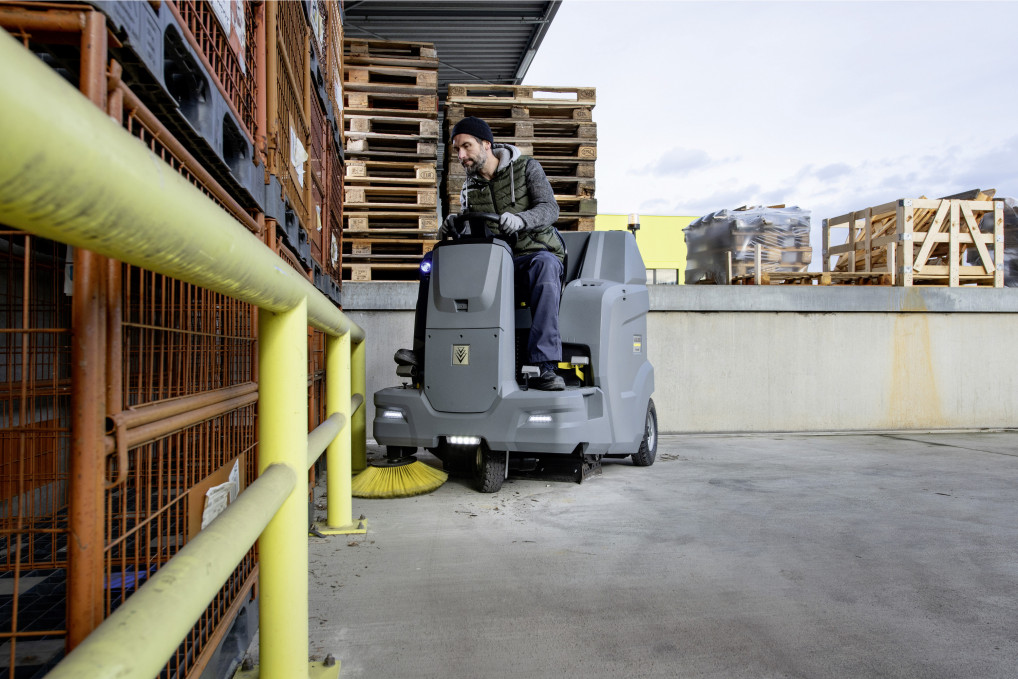 Aufsitzkehrmasch.KM 100/120 RG