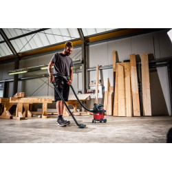 VC 6 L MC Kompakt Sauger mit manueller Filterabreinigung, 6 l, Klasse L VC 6 L MC Kompakt Sauger mit manueller Filterabreinigung, 6 l, Klasse L