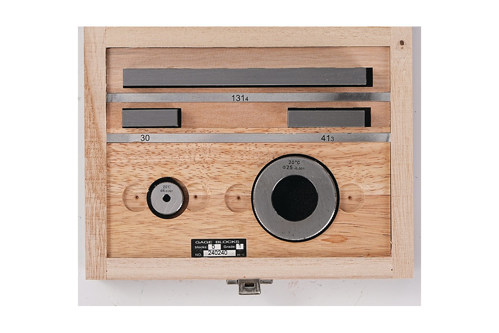 Parallelendmaßsatz Tol. Kl.1 3tlg.STA 1x30 1x41,3 1x131,4 TECWERK Parallelendmaßsatz Tol. Kl.1 3tlg.STA 1x30 1x41,3 1x131,4 TECWERK