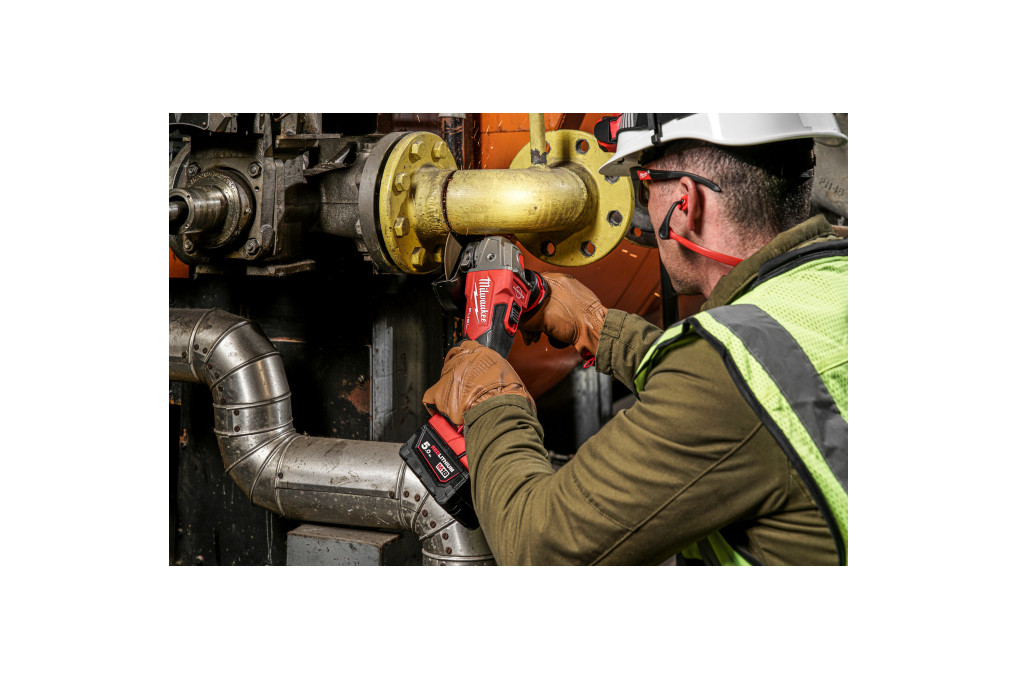 M18FSAG125XB-0X FUEL A.-Winkel. m.B.