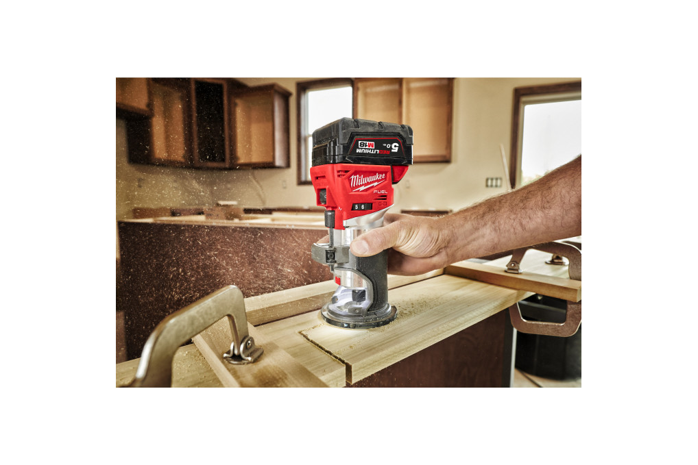 M18FTR8-0X AKKU-OBERFRAESE