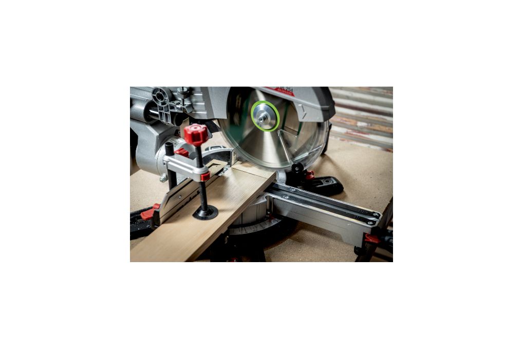 Akku-Kappsäge KGS 18 LTX BL 216 (614216920) mit Zugfunktion Karton 18V 1x4Ah Li-Power + ASC 55