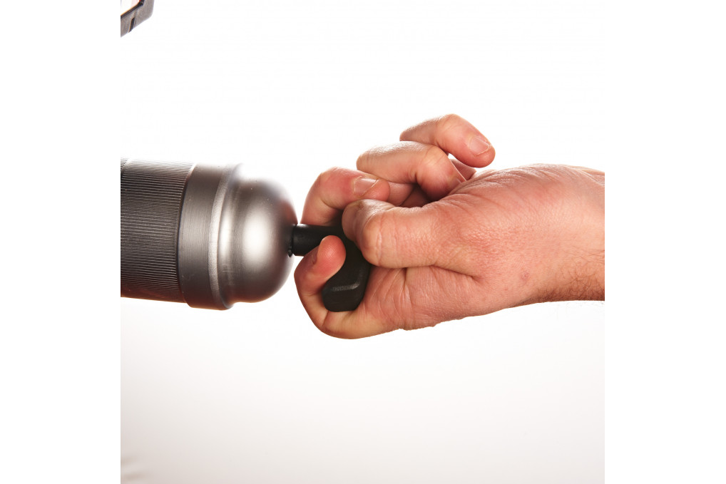 M18GG-0 AKKU-FETTPRESSE