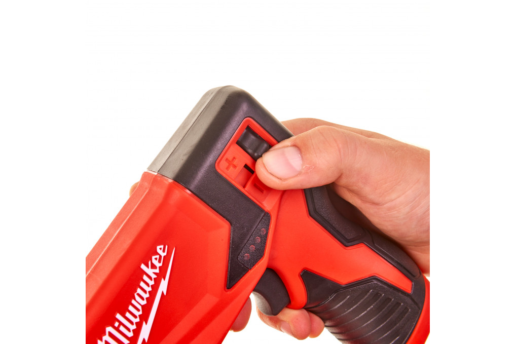 M12BST-0 AKKU-TACKER M12BST-0 AKKU-TACKER